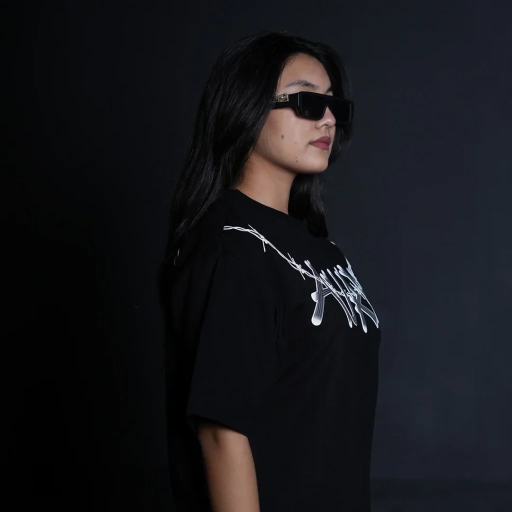 Aura Can’t Be Caged Oversized T-Shirt